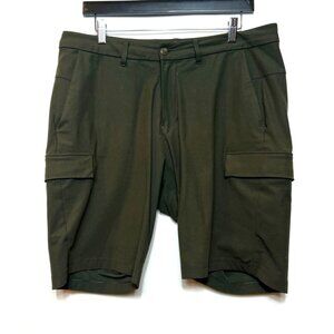 Lululemon Commission Cargo Shorts Size 34 Warpstreme Fabric Army Green 9" inseam